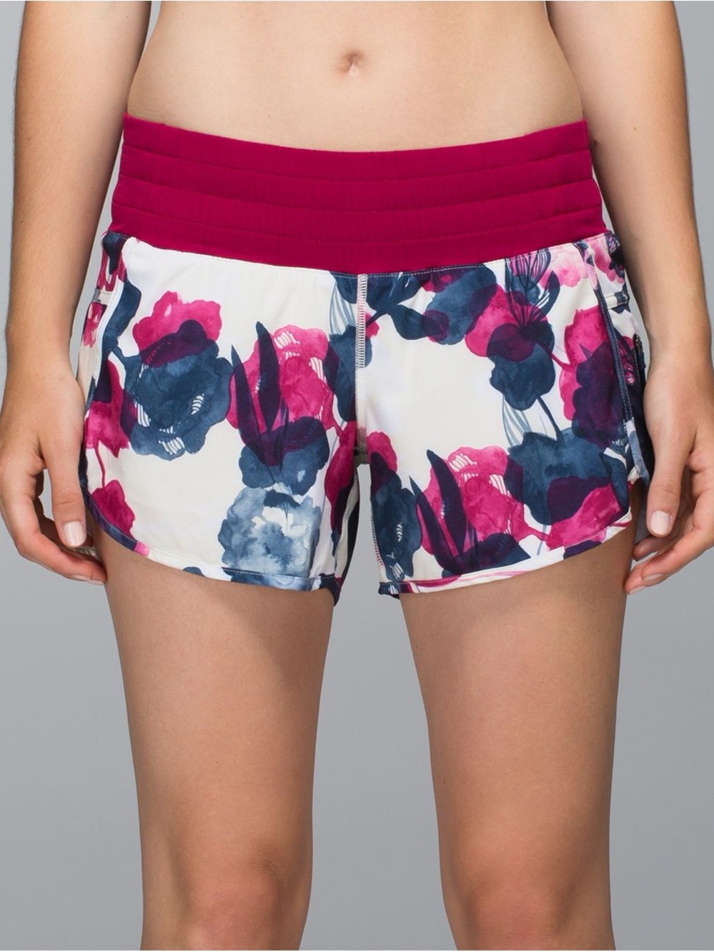 Lululemon Inky Floral hottie hot Shorts